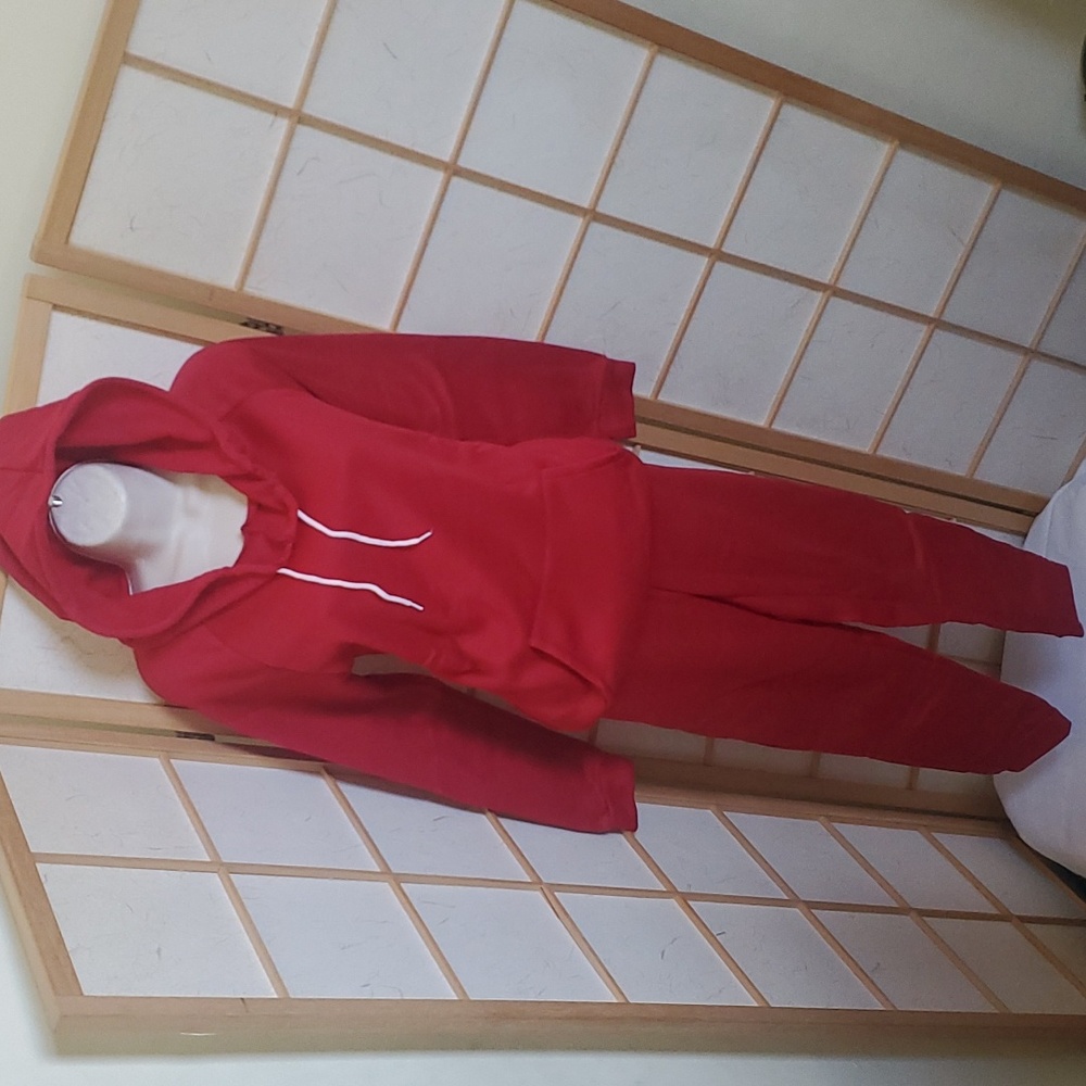 Women Red Hoodie Sweat Suit Size Large